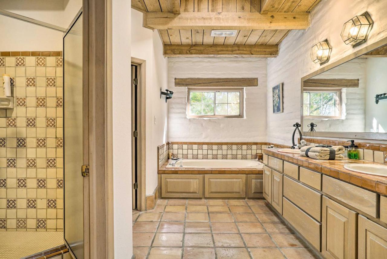 Las Cruces Home La Casa Blanca With Courtyard Extérieur photo